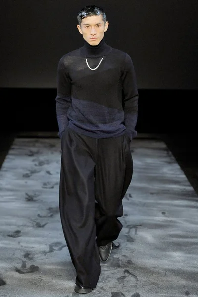 Look 30